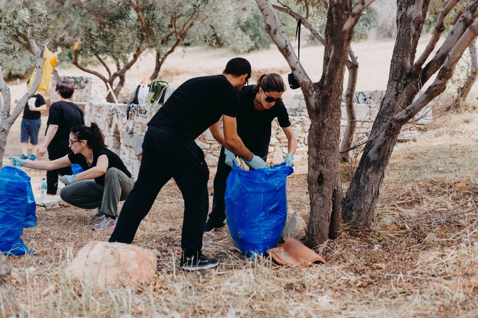 Η SANITAS και φέτος σύμμαχος της δράσης «Let’s Do it Greece» | iefimerida.gr 0