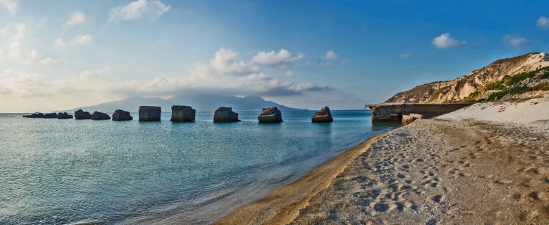 Το πιο παράξενο νησί του Αιγαίου -Γεμάτο ελαφρόπετρα, με μόλις 20 κατοίκους [εικόνες] | iefimerida.gr 8