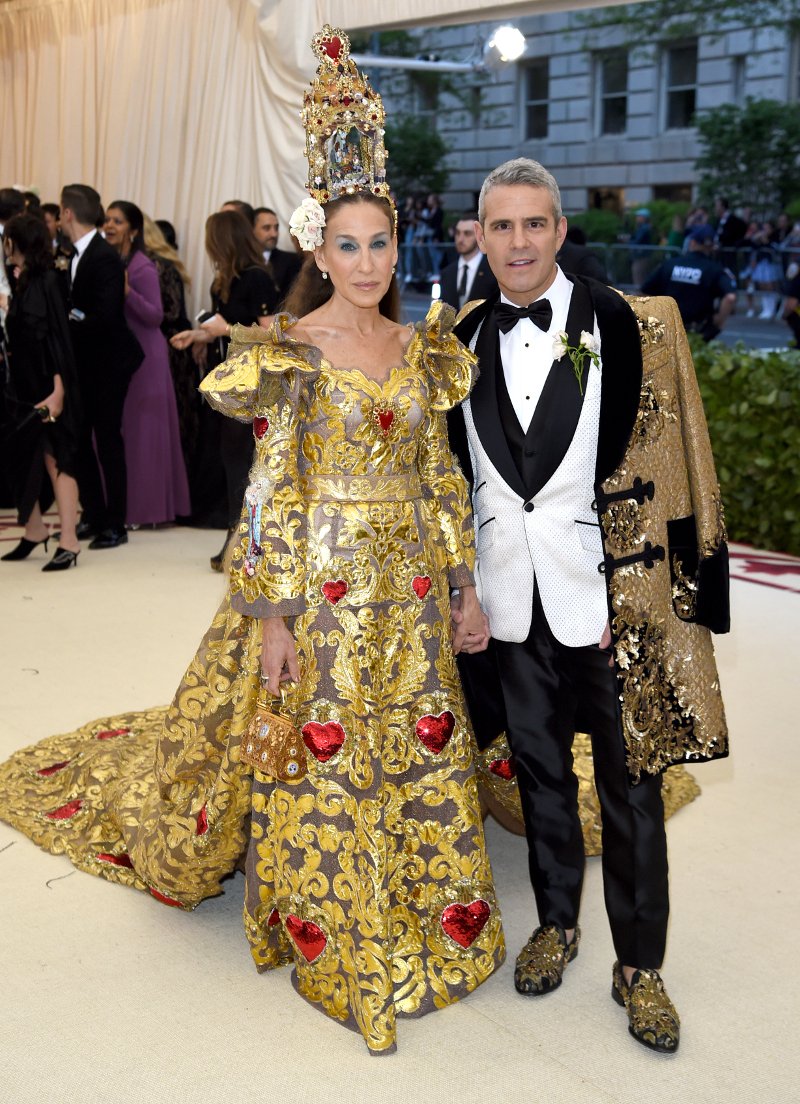 Met Gala: Η Σάρα Τζέσικα Πάρκερ έκανε την πιο ωραία κιτς εμφάνιση | iefimerida.gr 7