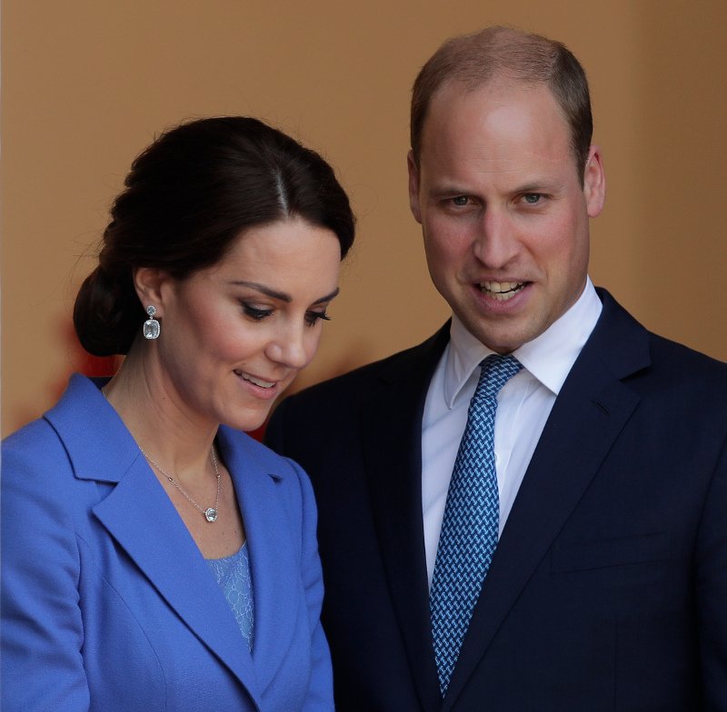 Ο πρίγκιπας Χάρι σπάει την παράδοση και πάλι: Θα φορέσει βέρα [εικόνες]  | iefimerida.gr 0