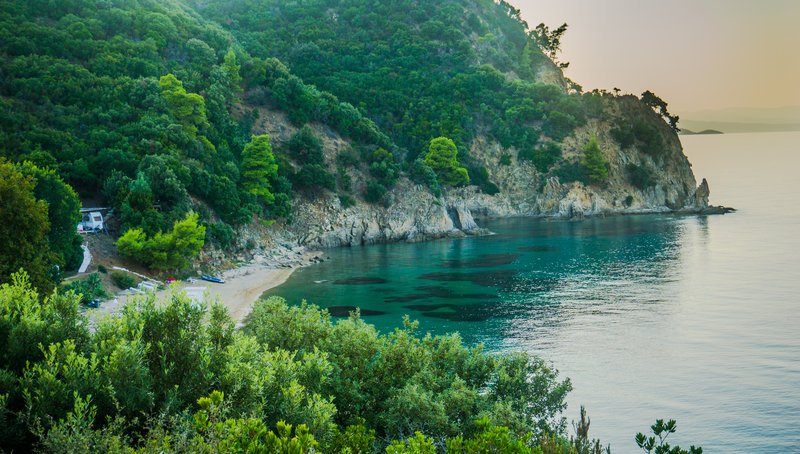 Αυτές είναι οι 519 ελληνικές παραλίες που πήραν «Γαλάζια Σημαία» | iefimerida.gr 0