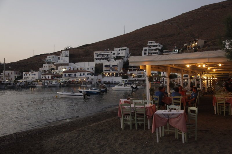 Κύθνος, το κυκλαδονήσι με τα λουτρά και τις 92 παραλίες [εικόνες] | iefimerida.gr 10