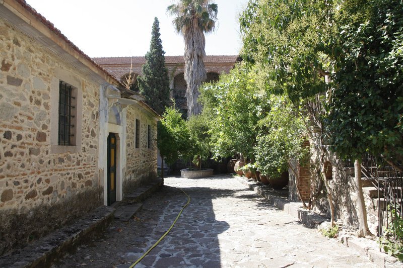 Μυτιλήνη: Εργα αποκατάστασης στην ιστορική Μονή Λειμώνος -Τέμπλα, χειρόγραφα, τοιχογραφίες [εικόνες] | iefimerida.gr 1