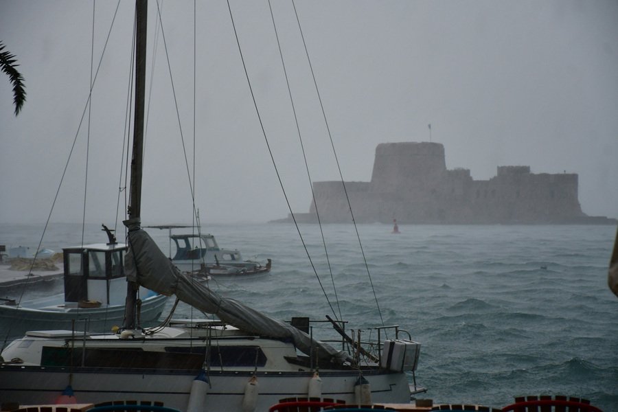 Χωρίς ρεύμα μεγάλο μέρος του Ναυπλίου -Λόγω της καταιγίδας [εικόνες & βίντεο] | iefimerida.gr 3