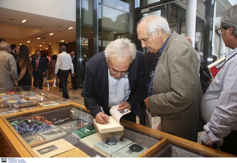 «Τα ονόματα του κομμουνισμού» -Ο Τσίπρας στο βιβλίο του Αρ. Μπαλτά [εικόνες] | iefimerida.gr 16