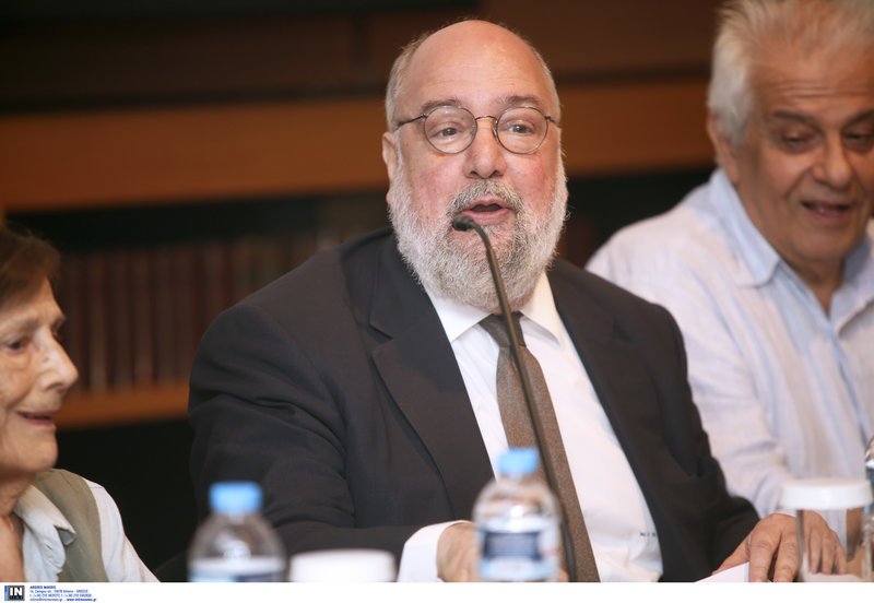 «Τα ονόματα του κομμουνισμού» -Ο Τσίπρας στο βιβλίο του Αρ. Μπαλτά [εικόνες] | iefimerida.gr 12