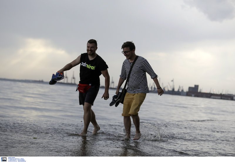 Η καταιγίδα «Μίνωας» ξεκίνησε από τη Θεσσαλονίκη: Χαλάζι και πλημμύρες [βίντεο] | iefimerida.gr 6