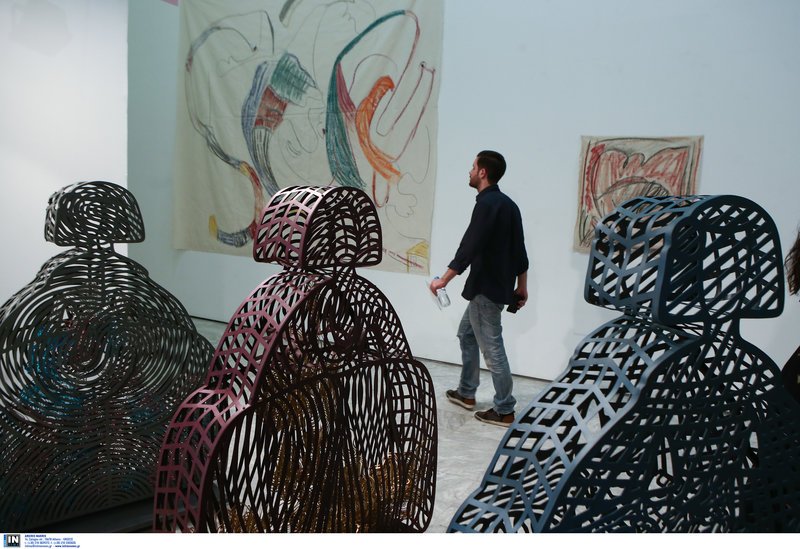 Περιήγηση στην Art Athina μέσα από 10 χαρακτηριστικές φωτογραφίες -Ανοιχτά μέχρι την Κυριακή [εικόνες] | iefimerida.gr 3