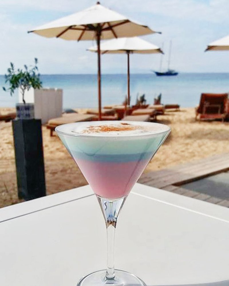 Από Aλιμο μέχρι Σαρωνίδα: 8+1 beach bar με τέλεια κοκτέιλ δίπλα στο κύμα [εικόνες]  | iefimerida.gr 7