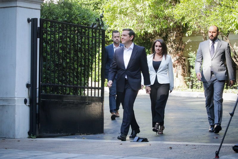 Τσίπρας σε Παυλόπουλο: Εχουμε συμφωνία -Βόρεια Μακεδονία [εικόνες & βίντεο] | iefimerida.gr 5