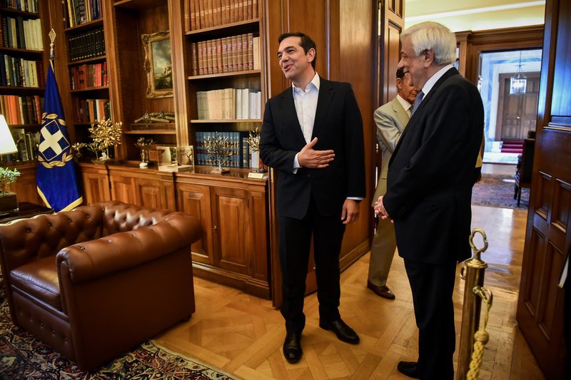 Τσίπρας σε Παυλόπουλο: Εχουμε συμφωνία -Βόρεια Μακεδονία [εικόνες & βίντεο] | iefimerida.gr 3