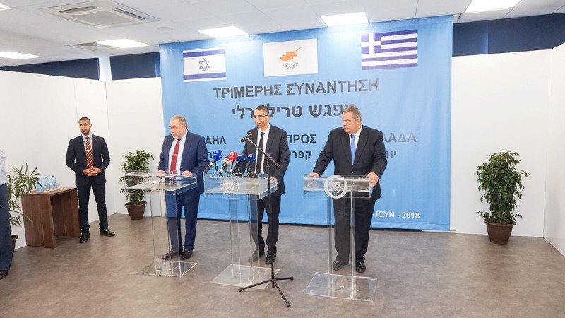 Συμφωνία για στρατηγική συνεργασία των ΥΠΕΞ, Ελλάδας, Κύπρου, Ισραήλ [εικόνες] | iefimerida.gr 0