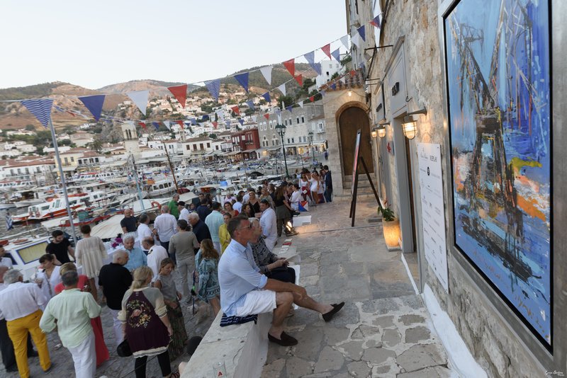 Εκθεση έργων της Μίνας Παπαθεοδώρου-Βαλυράκη στην Υδρα [εικόνες] | iefimerida.gr 3