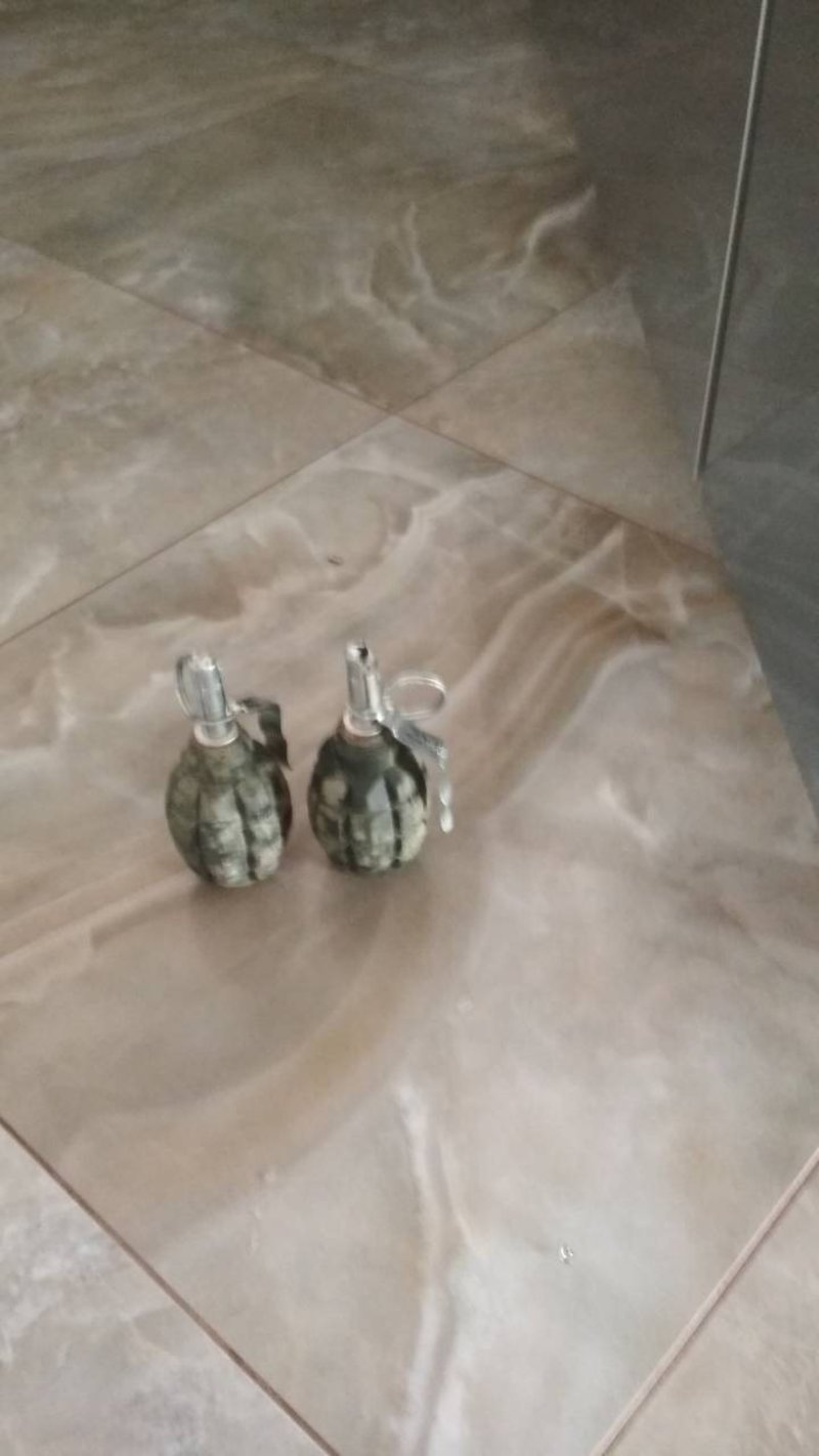 Επιχείρηση σε καταυλισμούς Ρομά: Οπλα, ναρκωτικά και 93.000 ευρώ -24 συλλήψεις [εικόνες] | iefimerida.gr 5