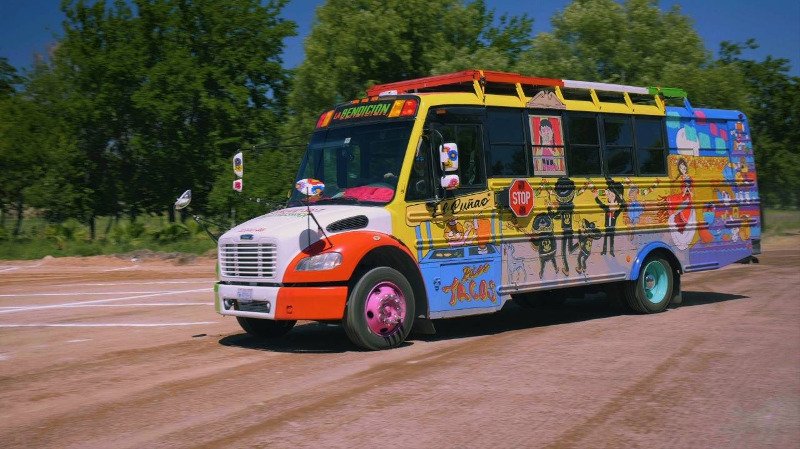 Μουντιάλ 2018: Δεν τον άφησε η γυναίκα του να πάει στην Ρωσία και οι φίλοι του έφτιαξαν χάρτινο όμοιωμά του [εικόνες]  | iefimerida.gr 2