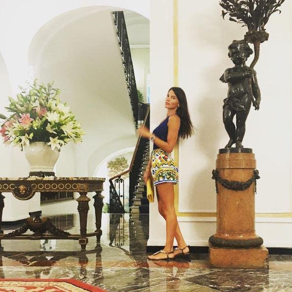 Γάμος αλά Χόλιγουντ στο δουκάτο του Σορέντο για τον 63χρονο Γιάννη Κούστα και την 25χρονη Δήμητρα Μέρμηγκα [εικόνες] | iefimerida.gr 11