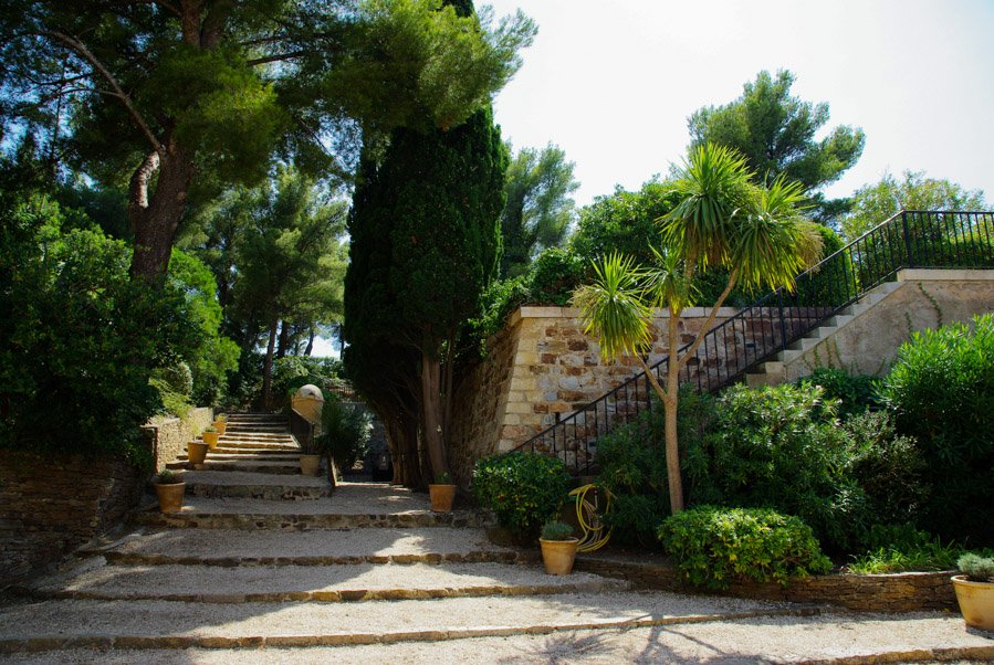 Ο Μακρόν θέλει πισίνα στη βραχονησίδα-εξοχικό -Σάλος στη Γαλλία [εικόνες] | iefimerida.gr 3