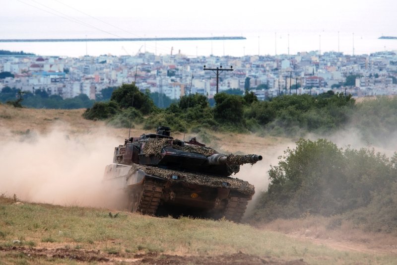 Η XXIII Τεθωρακισμένη Ταξιαρχία εντυπωσίασε τον Αιγυπτιακό Στρατό -Σαρωτικά τα ελληνικά άρματα και ελικόπτερα [εικόνες] | iefimerida.gr 11