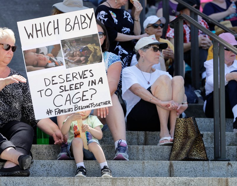 Πρωτάκουστο: Η Μελάνια Τραμπ μαζί με 4 πρώην Πρώτες Κυρίες κατά του άνδρα της [εικόνες] | iefimerida.gr 0