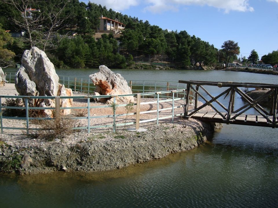 Ανοίγει η διαδρομή προς τη λίμνη Κιθάρα -Μισή ώρα από την Ομόνοια, θυμίζει Αλπεις [εικόνες] | iefimerida.gr 4