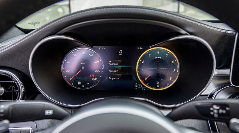 Η Mercedes C-Class συνεχίζει αναβαθμισμένη και από τα 1.500 κυβικά [εικόνες] | iefimerida.gr 5
