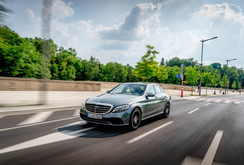 Η Mercedes C-Class συνεχίζει αναβαθμισμένη και από τα 1.500 κυβικά [εικόνες] | iefimerida.gr 1