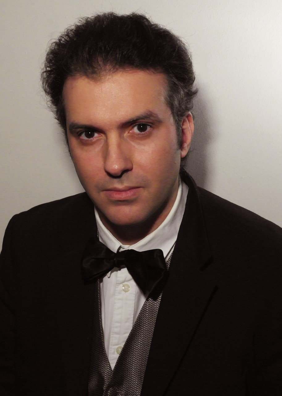 Φίλιππος Μοδινός: Ο γιος του Τζων Μοδινού σε όπερα στο Ηρώδειο [εικόνες]  | iefimerida.gr 0