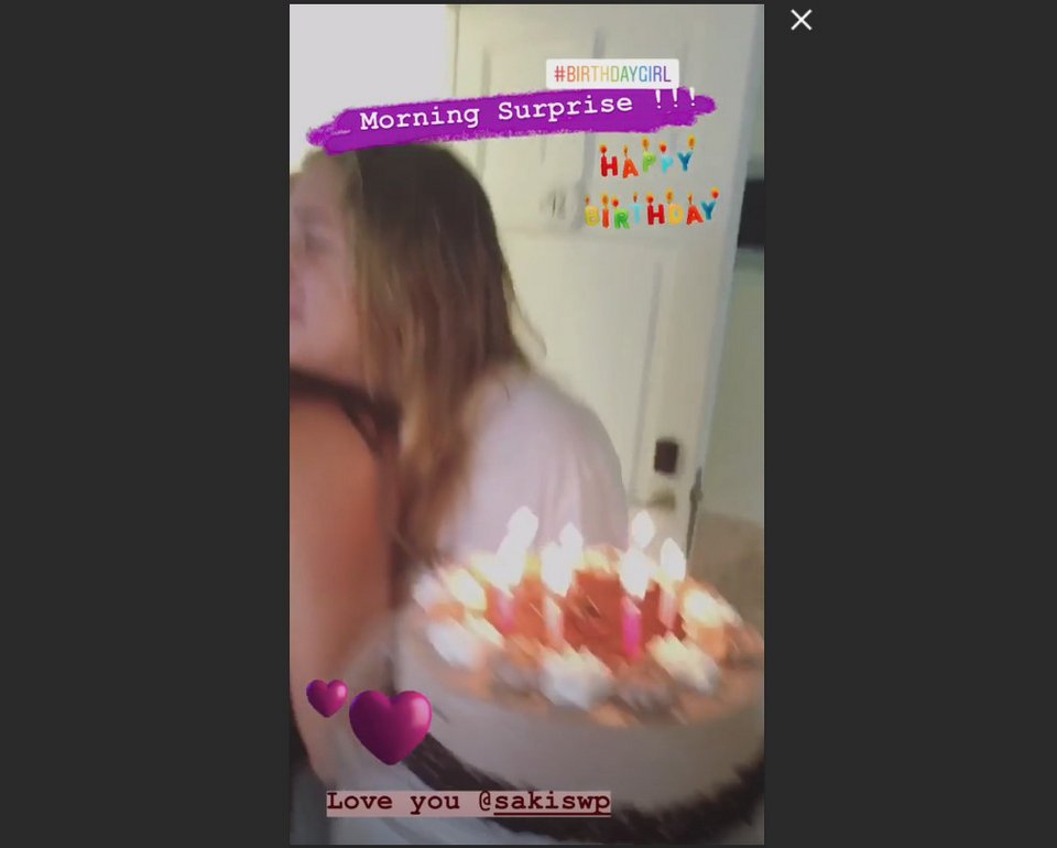 Η έκπληξη του Σάκη Τανιμανίδη στην Χριστίνα Μπόμπα για τα γενέθλιά της [εικόνες] | iefimerida.gr 3