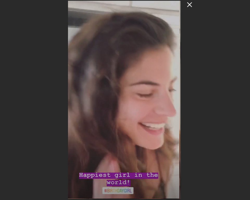 Η έκπληξη του Σάκη Τανιμανίδη στην Χριστίνα Μπόμπα για τα γενέθλιά της [εικόνες] | iefimerida.gr 5