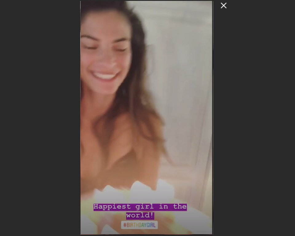 Η έκπληξη του Σάκη Τανιμανίδη στην Χριστίνα Μπόμπα για τα γενέθλιά της [εικόνες] | iefimerida.gr 6