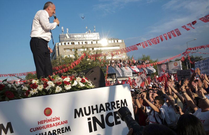 Με επίκεντρο την Κωνσταντινούπολη, ολοκληρώθηκε η προεκλογική εκστρατεία Ερντογάν και Ιντζέ [εικόνες] | iefimerida.gr 2