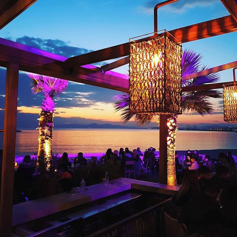 Από Aλιμο μέχρι Σαρωνίδα: 8+1 beach bar με τέλεια κοκτέιλ δίπλα στο κύμα [εικόνες]  | iefimerida.gr 2