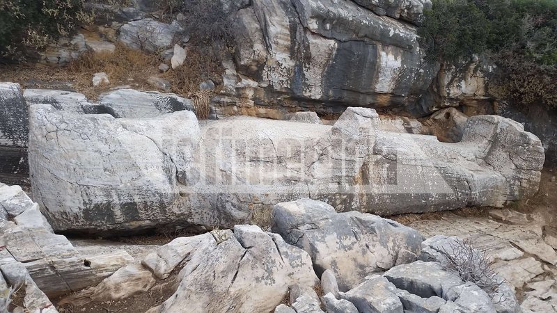 Ο Κούρος της Νάξου -Το ημιτελές άγαλμα 11 μέτρων που παραμένει ξαπλωμένο για αιώνες [εικόνες] | iefimerida.gr 1