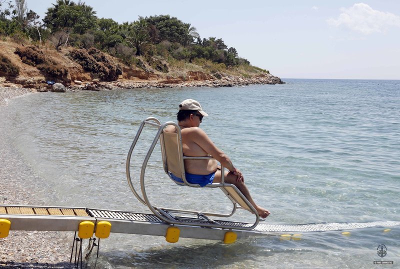 Πρόσβαση στην παραλία για όλους, λέει η Γλυφάδα -Επανήλθε το Seatrac για ΑμεΑ [εικόνες] | iefimerida.gr 2