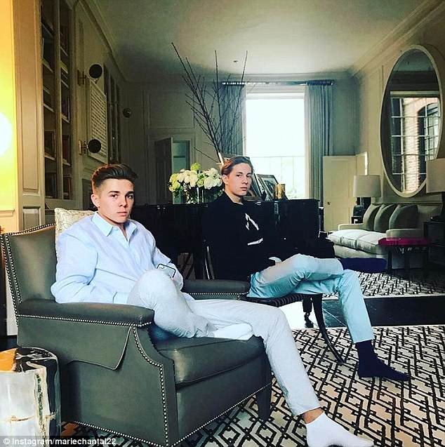 Μέσα στα 6 πολυτελή σπίτια του Παύλου και της Μαρί Σαντάλ -Η έπαυλη στο Λονδίνο & το εξοχικό στις Μπαχάμες [εικόνες] | iefimerida.gr 4