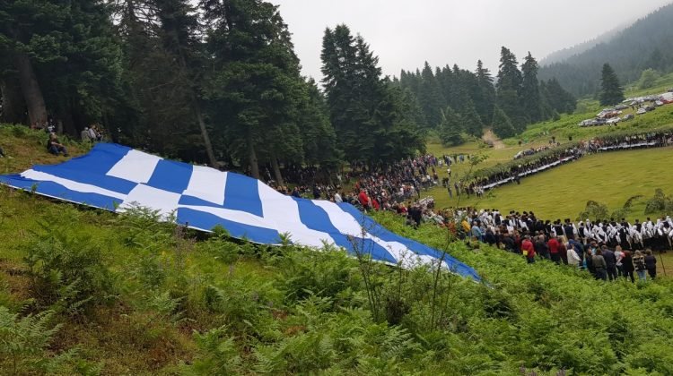 Γέμισε βουλευτές της ΝΔ το αντάμωμα των Σαρακατσαναίων -Αφαντοι οι ΣΥΡΙΖΑ-ΑΝΕΛ [εικόνες] | iefimerida.gr 0