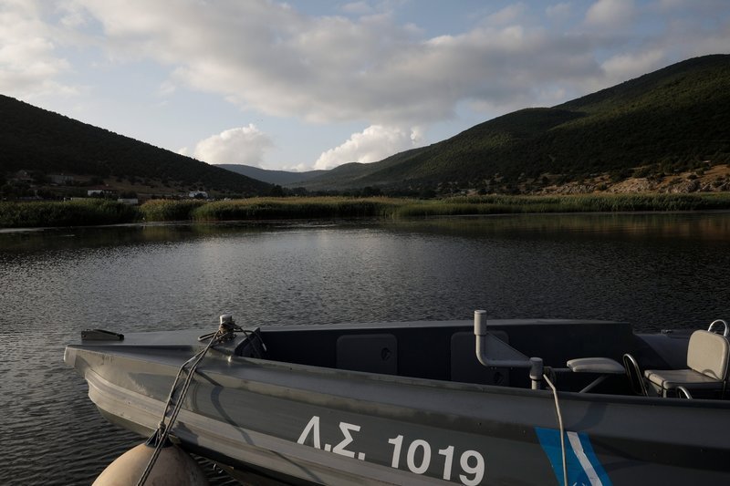 Τα δρακόντεια μέτρα ασφαλείας στις Πρέσπες: Αστυνομικοί, λιμενικοί, σκύλοι και ανιχνευτές μετάλλων [εικόνες] | iefimerida.gr 4