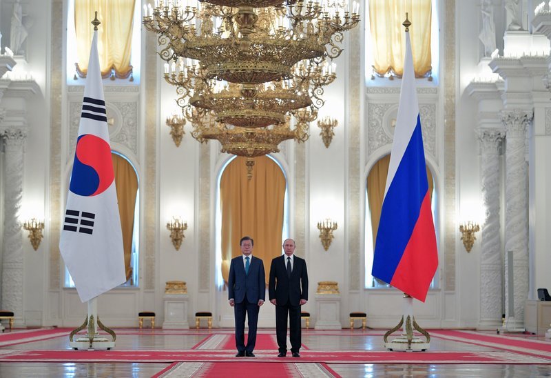 Πούτιν: Καταβάλλουμε προσπάθειες για εξομάλυνση της κατάστασης στην Κορεατική χερσόνησο [εικόνες] | iefimerida.gr 0