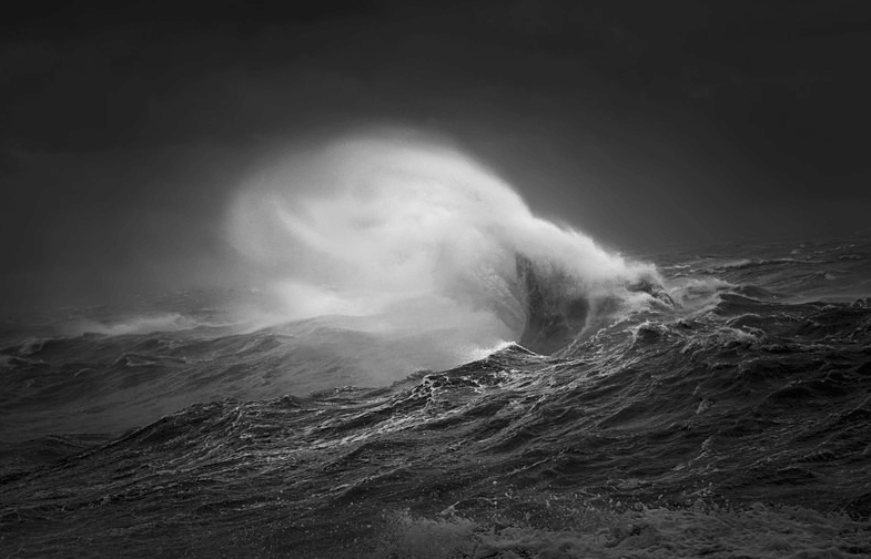 Η άγρια ομορφιά των κυμάτων -Σαν γλυπτά [εικόνες] | iefimerida.gr 1