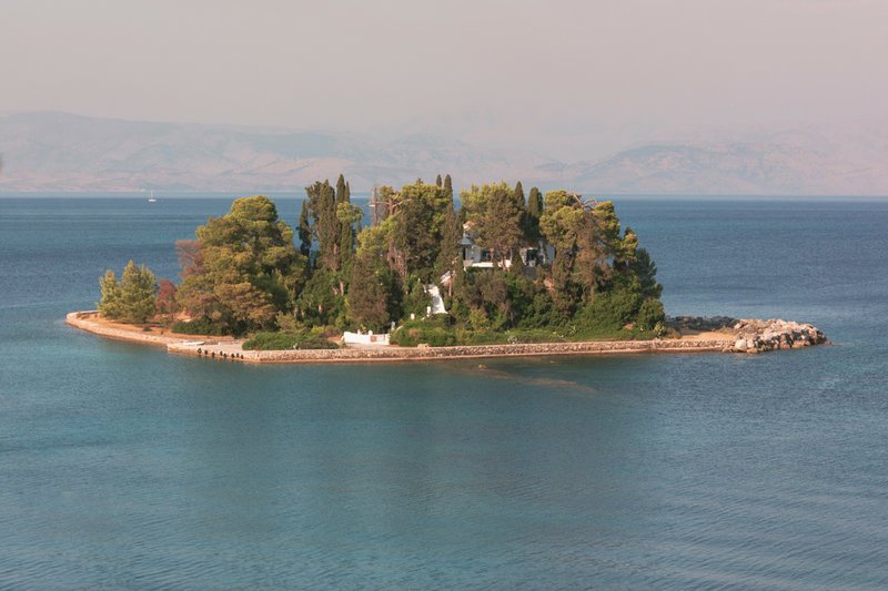 Εσείς ξέρετε ποιο είναι το Ποντικονήσι; -Οχι, δεν είναι αυτό που νομίζετε [εικόνες] | iefimerida.gr 2