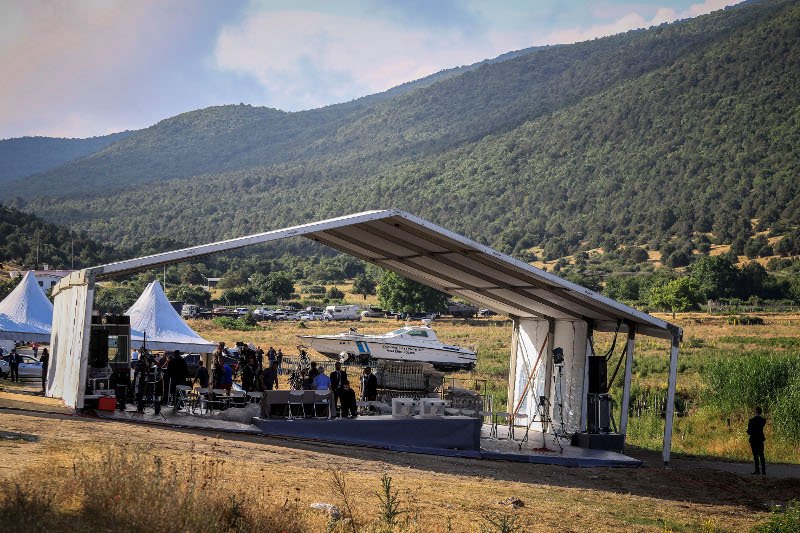 Ολο το φωτογραφικό άλμπουμ της υπογραφής στις Πρέσπες -Εκπλήξεις, χαμόγελα και διεθνείς παρουσίες [εικόνες] | iefimerida.gr 15