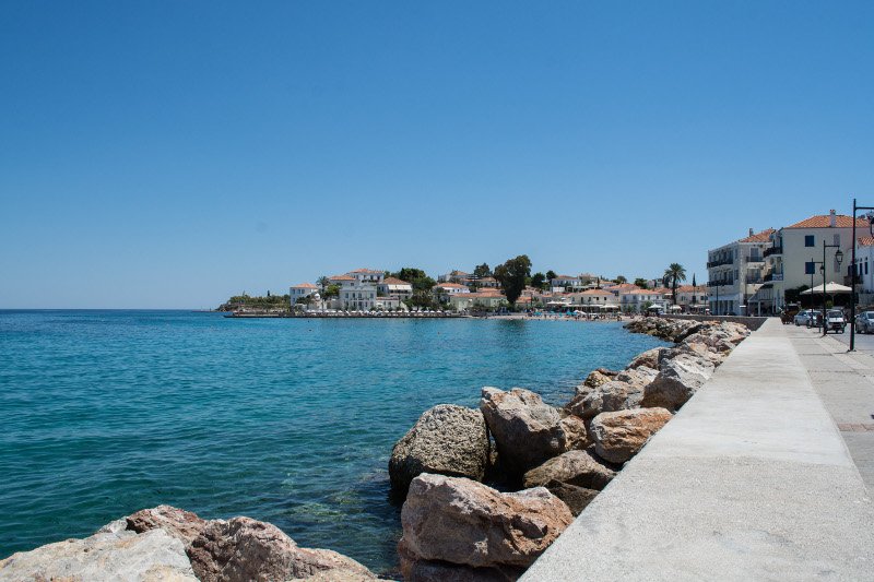 Ο συγγραφέας Αντονι Χόροβιτς βρήκε το πιο μαγικό νησί της Ελλάδας [εικόνες]  | iefimerida.gr 1