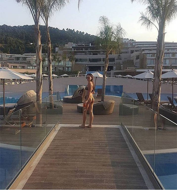 Η φοιτήτρια, σούπερ σέξι κόρη του Ζόραν Ζάεφ -«Βασίλισσα» της σέξι πόζας στο Instagram [εικόνες] | iefimerida.gr 5