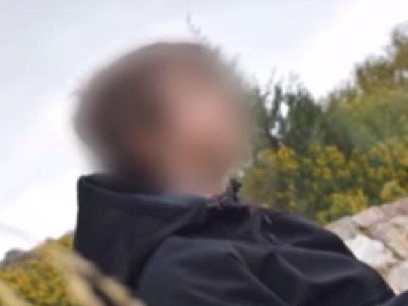 Η οικογένεια φαίνεται να μην γνώριζε για τα όσα περιέγραφε ο 15χρονος στα σημειώματά του για το bullying που δεχόταν/ Φωτογραφία:ΣΚΑΙ