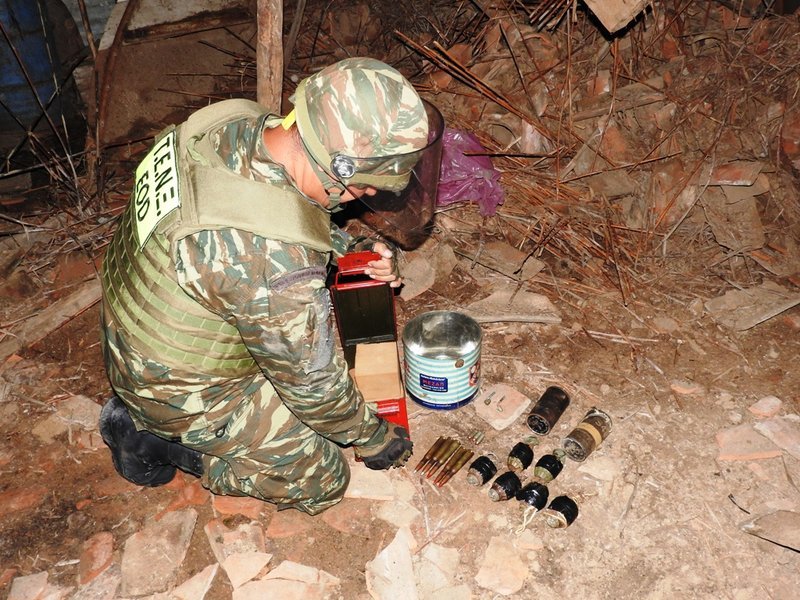 Ετσι καθαρίζονται τα ναρκοπέδια -Το Τάγμα Εκκαθάρισης του Στρατού Ξηράς σε δράση [εικόνες] | iefimerida.gr 16