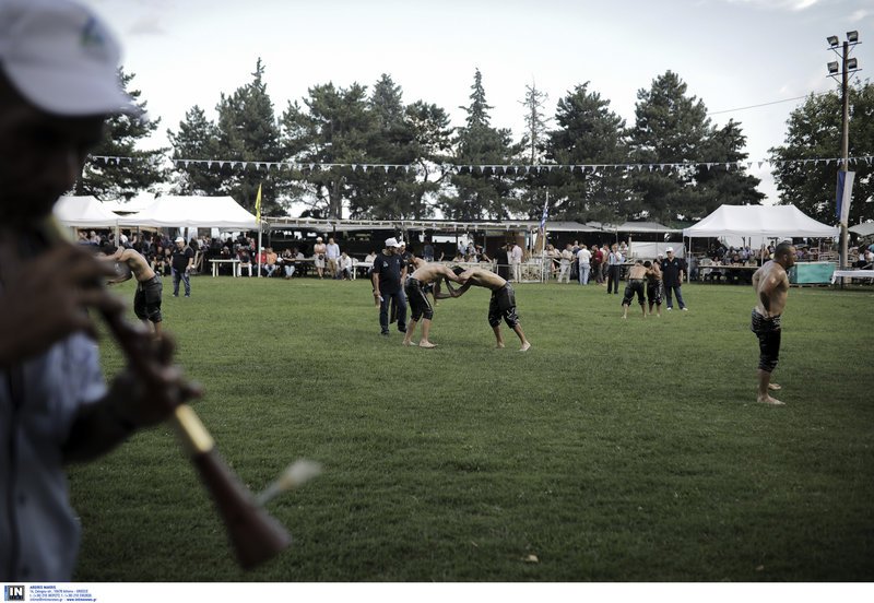 Θεσσαλονίκη: Εντυπωσιακοί αγώνες πάλης στον Σοχό [εικόνες] | iefimerida.gr 13