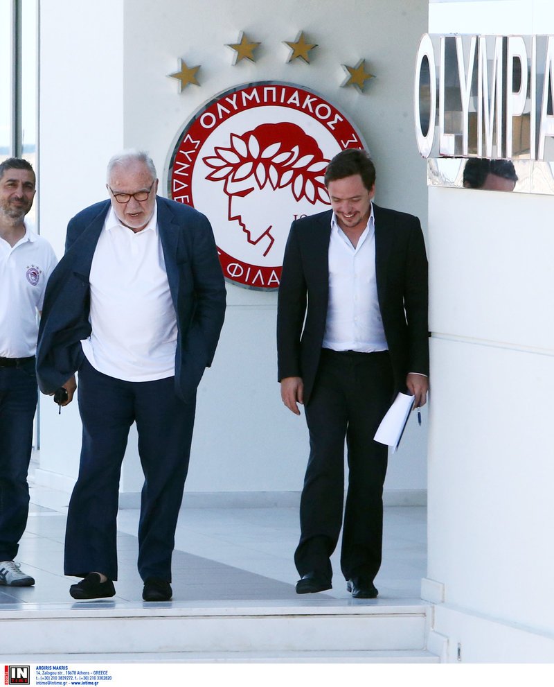 Με τον πατέρα του Σωκράτη