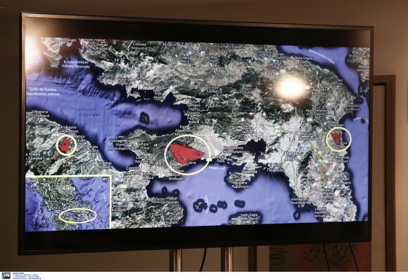 Οι χάρτες από δορυφόρο που παρουσιάστηκαν στην συνέντευξη Τύπου -Φωτογραφία: Intimenews/ΛΙΑΚΟΣ ΓΙΑΝΝΗΣ