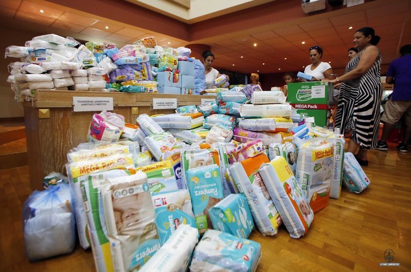 Δήμαρχος Γλυφάδας: Σε λίγες ώρες εκατοντάδες έφεραν είδη πρώτης ανάγκης-Η μόνη παρηγοριά είναι η αλληλεγγύη [εικόνες] | iefimerida.gr 4