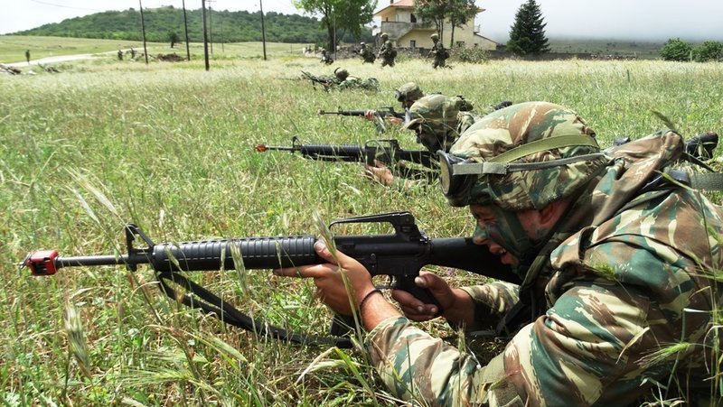 Πάνοπλοι «ράμπο» του ελληνικού στρατού σε ασκήσεις κοντά στη μεθόριο Ελλάδας-ΠΓΔΜ [εικόνες] | iefimerida.gr 18